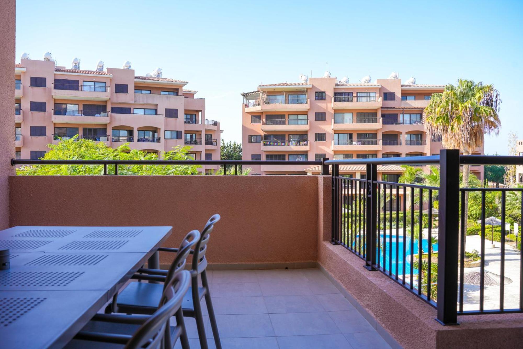 Resitour - Aphrodite Gardens Paphos Exterior foto